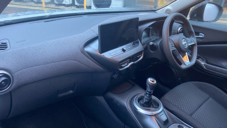 Nissan Juke 1.0 DiG-T Acenta Premium 5dr Petrol Hatchback